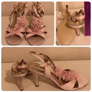 Lulu Townsend Blush Kitten Heels
